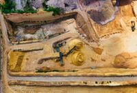 Pemandangan udara situs penambangan terbuka yang memperlihatkan perubahan drastis bentang alam serta erosi tanah di wilayah ekstraksi mineral.