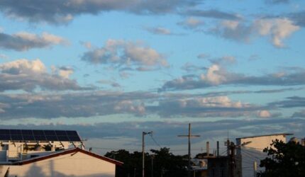 Menatap Masa Depan Hijau: Bagaimana Peralihan Energi Bersih Mengubah Gaya Hidup Perkotaan